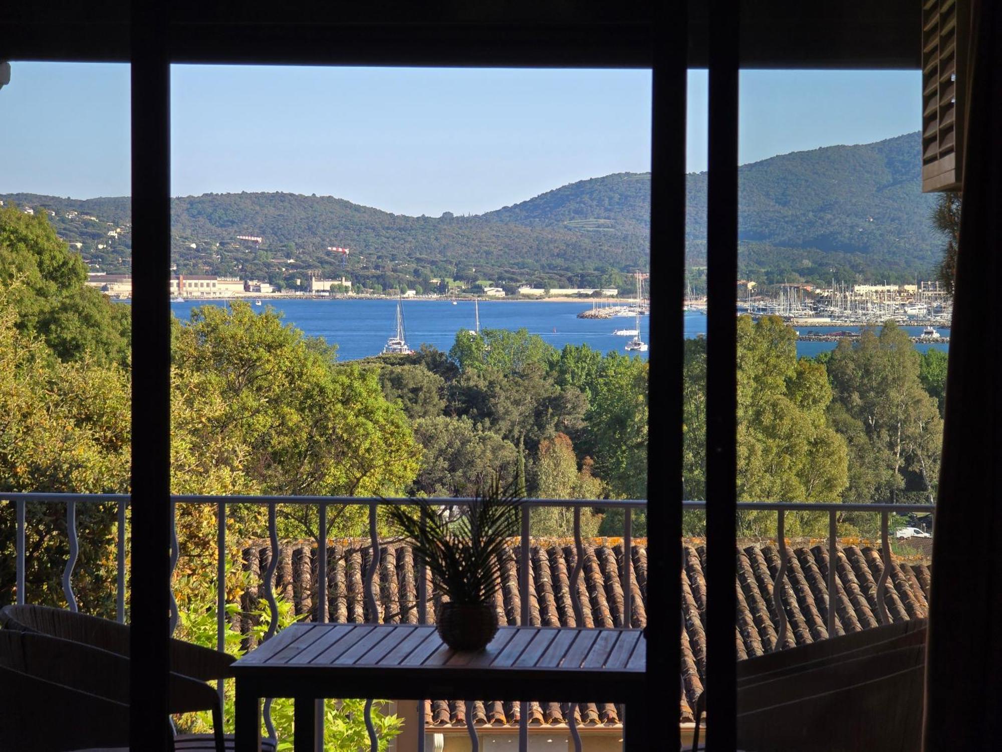 Chez Adriana Studio Vue Mer Avec Piscine Grimaud Dış mekan fotoğraf