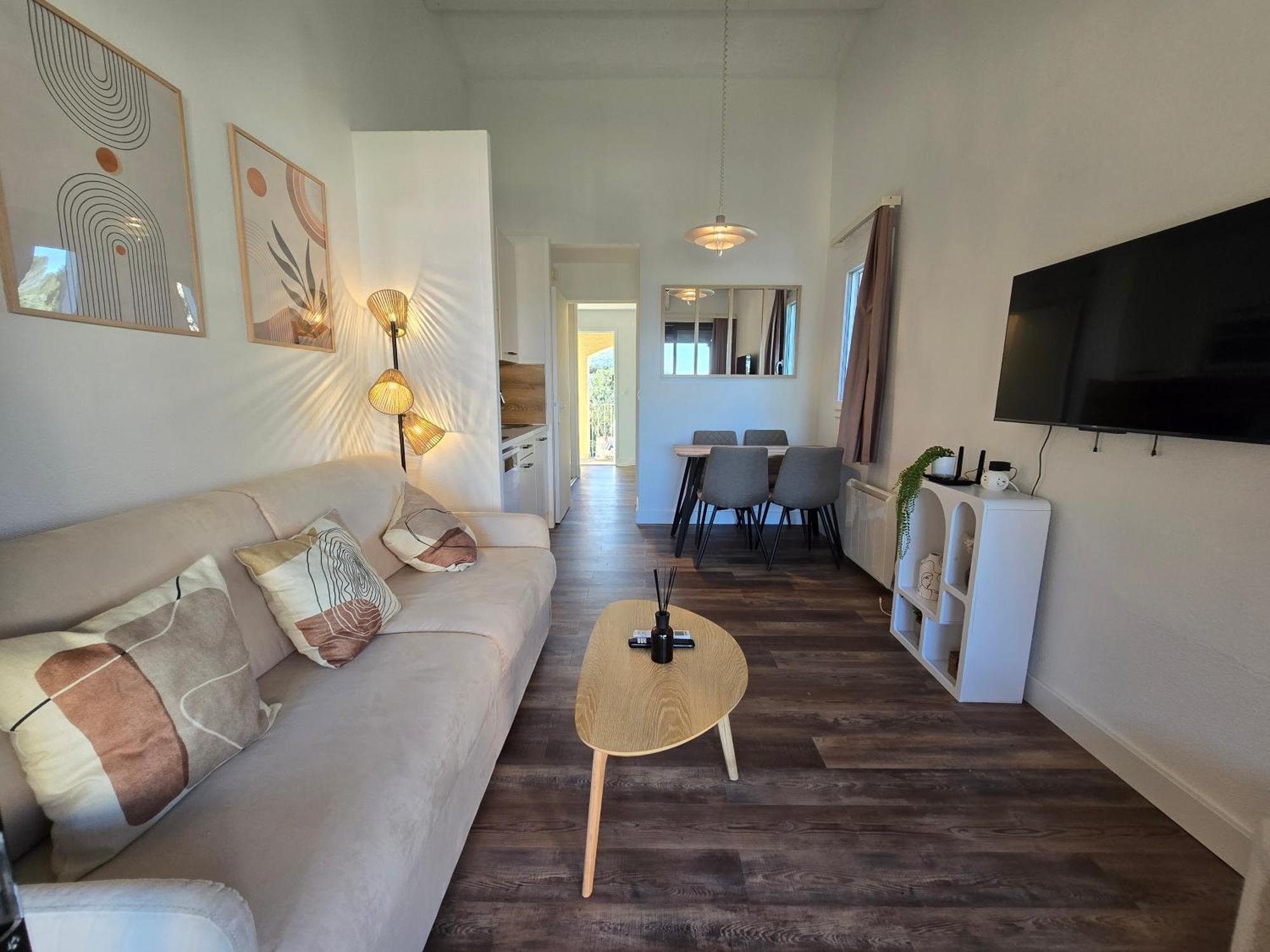 Chez Adriana Studio Vue Mer Avec Piscine Grimaud Dış mekan fotoğraf